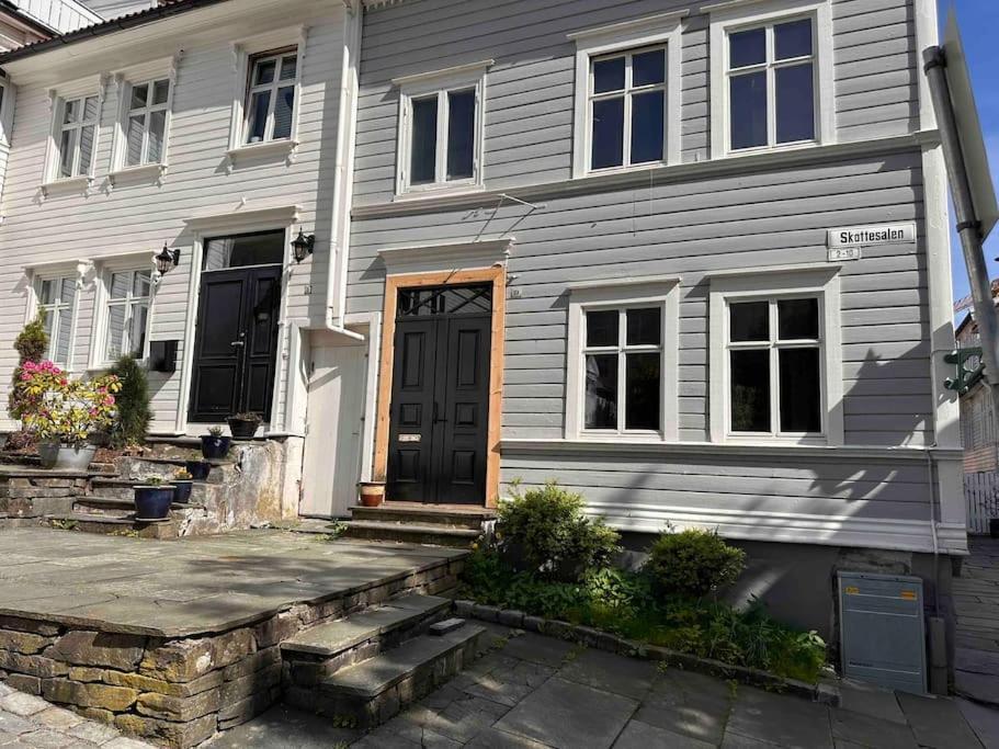 Apartamento Koslig Leilighet I Bergens Smoroye Exterior foto